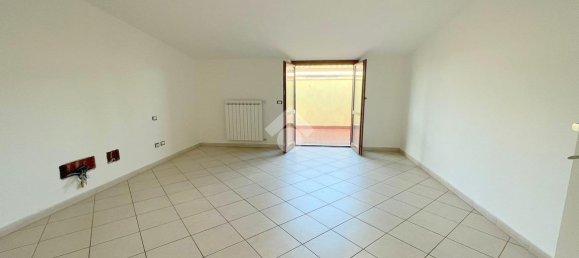 4-salle Appartement à Lariano, Italy No. 235454 16