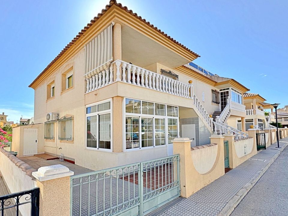 2 bedrooms Apartment in La Zenia, Spain No. 281680