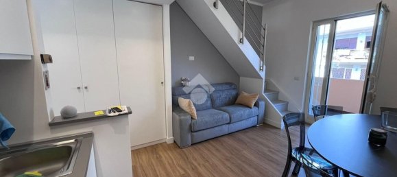 2 Schlafzimmer Wohnung in Rome, Italy, Nr. 341802 5