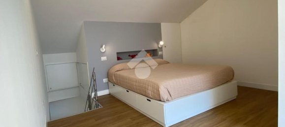 2 Schlafzimmer Wohnung in Rome, Italy, Nr. 341802 15