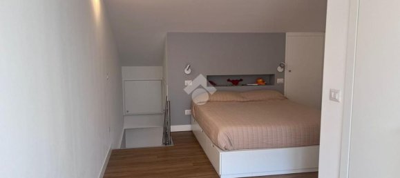 2 Schlafzimmer Wohnung in Rome, Italy, Nr. 341802 12