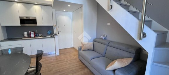 2 Schlafzimmer Wohnung in Rome, Italy, Nr. 341802 4