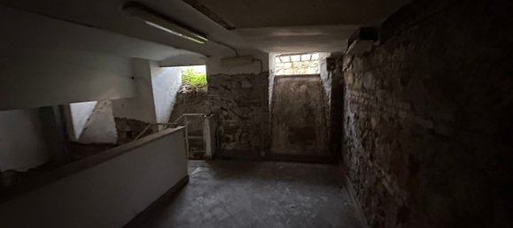 Propriété commerciale à Rome, Italy 427m² No. 78960 17