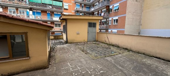 Propriété commerciale à Rome, Italy 427m² No. 78960 12