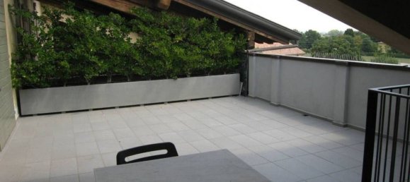 4-Zimmer Penthouse in Reggio Emilia, Italy, Nr. 164097 2