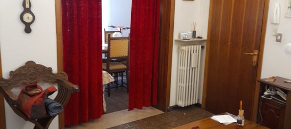 8 rooms House in Arezzo, Italy No. 251965 7