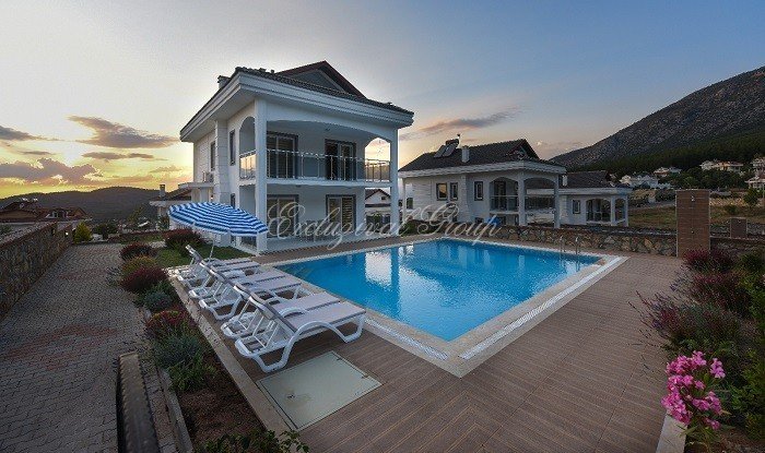 Villa 3+1 in Fethiye, Turkey No. 28839