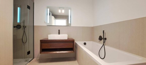 2 rooms Apartment in Wieden, Austria No. 39629 6