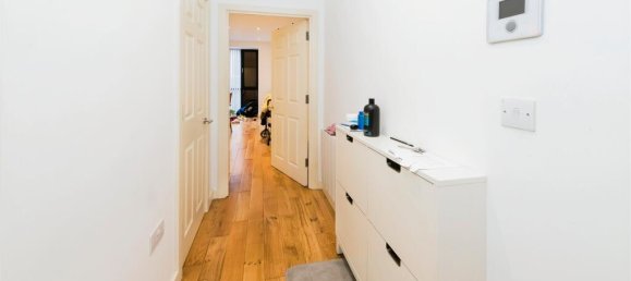 Apartamento T2 em Crawley, United Kingdom N.º 6296 8