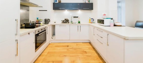 Apartamento T2 em Crawley, United Kingdom N.º 6296 3