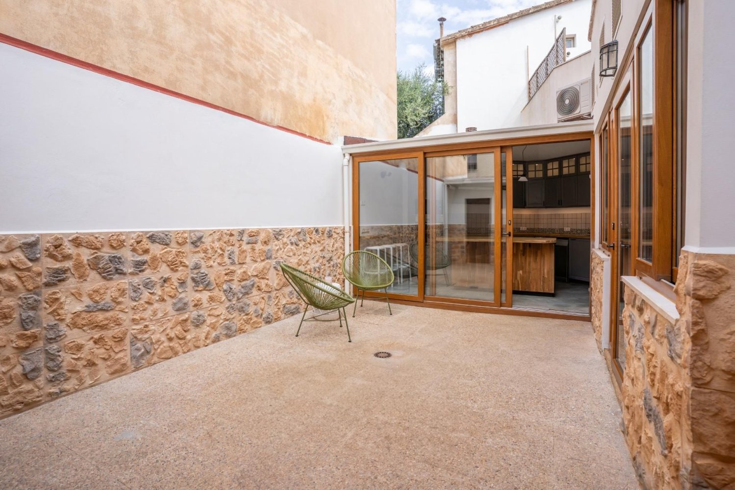 Apartamento de 4 dormitorios en Palma de Mallorca, Spain No. 248763