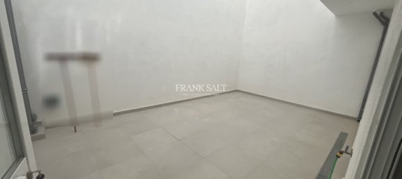 2 bedrooms Maisonette in Zebbug, Malta No. 11432 9