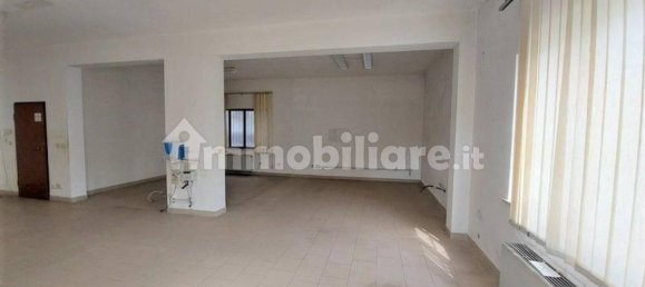  مستودع في Civitanova Marche, Italy 174متر مربع رقم 317773 10