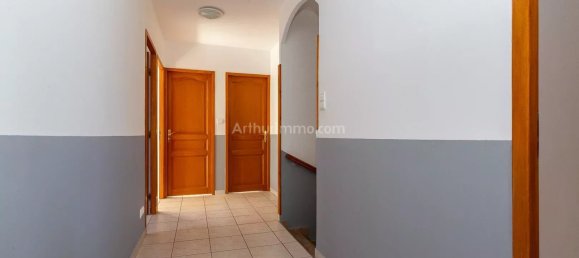 4 bedrooms House in Saint-Sorlin-de-Morestel, France No. 244435 5