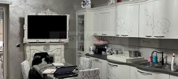 3 rooms Apartment in Torre Annunziata, Italy No. 12921 11