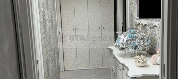 3 rooms Apartment in Torre Annunziata, Italy No. 12921 9