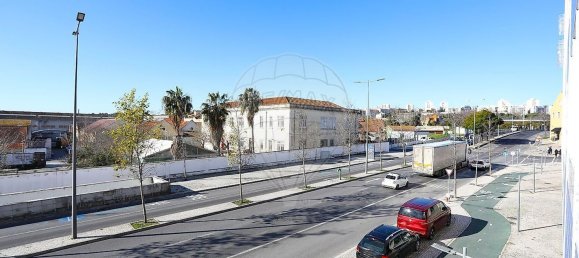 2 Schlafzimmer Wohnung in Lisbon, Portugal, Nr. 108337 19