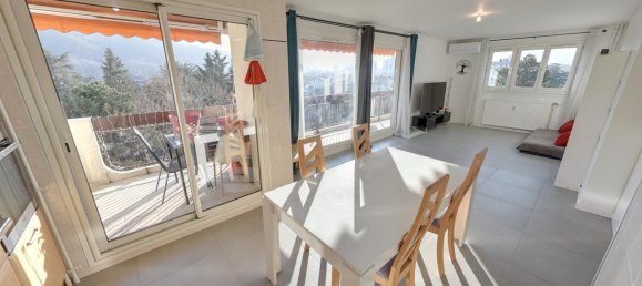 4 bedrooms Apartment in Echirolles, France No. 208329 2