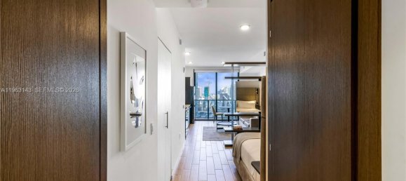 1 Schlafzimmer Gewerbliche Immobilien in Miami, USA, Nr. 615658 3