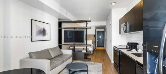 1 Schlafzimmer Gewerbliche Immobilien in Miami, USA, Nr. 615658 12