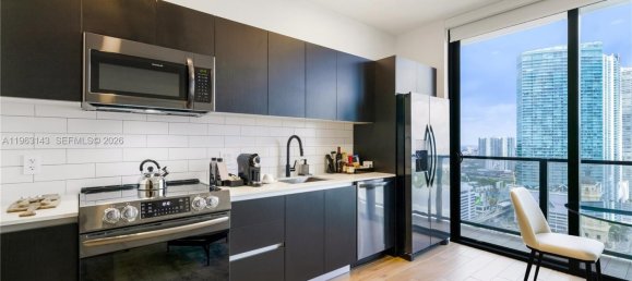 1 Schlafzimmer Gewerbliche Immobilien in Miami, USA, Nr. 615658 11