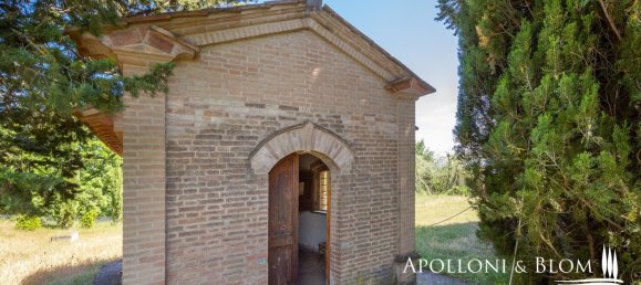 4 bedrooms House in Asciano, Italy No. 57205 8