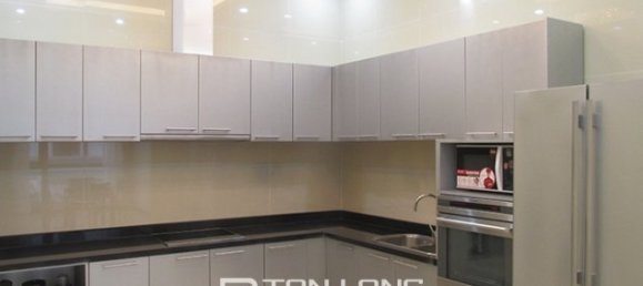 Apartamento de 3 dormitorios en Thanh Xuan, Vietnam No. 3317 4