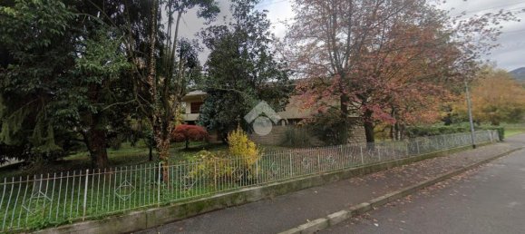 7 rooms Villa in Villa d'Almè, Italy No. 4552 13