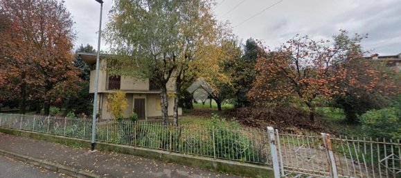 7 rooms Villa in Villa d'Almè, Italy No. 4552 19