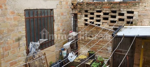 3 غرف نوم شقة في Perugia, Italy رقم 44285 10