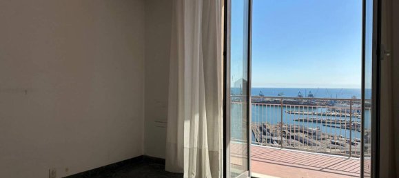 6غرفة شقة في Genoa, Italy رقم 37347 21