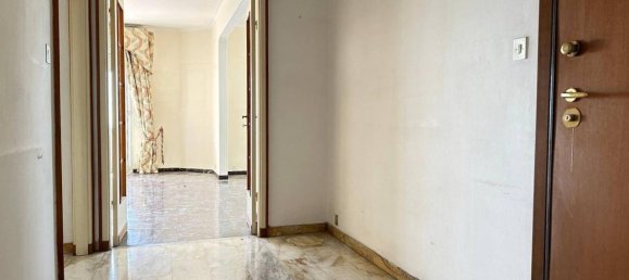 6غرفة شقة في Genoa, Italy رقم 37347 12