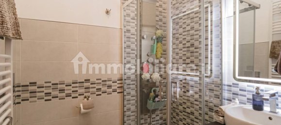 3 bedrooms Apartment in Turin, Italy No. 264099 25