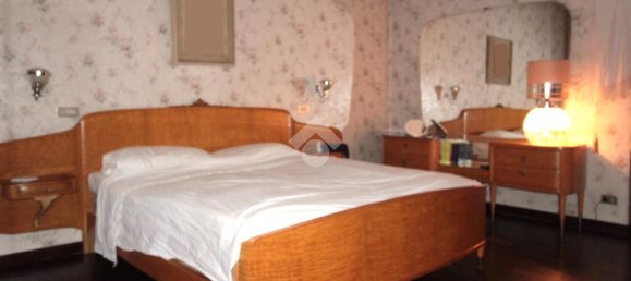 Дом с 4 комнатами в Беллуско, Италия № 123399 16