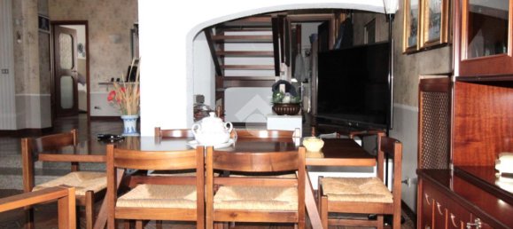 Дом с 4 комнатами в Беллуско, Италия № 123399 4