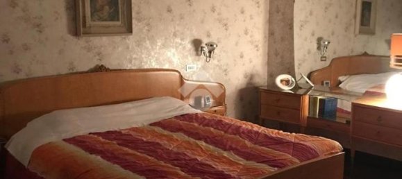 Дом с 4 комнатами в Беллуско, Италия № 123399 20