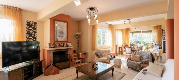 4 bedrooms Villa in Paralimni, Cyprus No. 22514 3