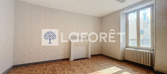 Casa de 2 dormitorios en Bressuire, France No. 100810 2