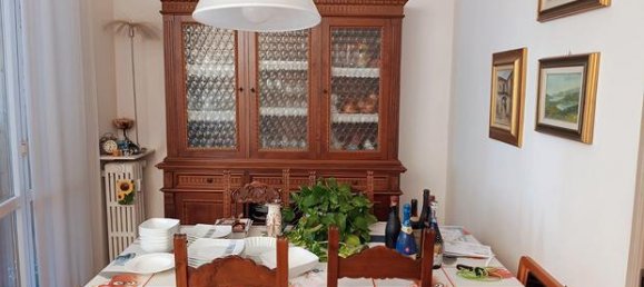 4 rooms Apartment in Milan, Italy No. 279767 2