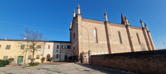 3 rooms House in Mantua, Italy No. 242545 10