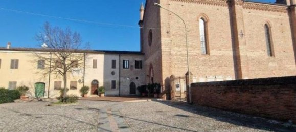 3 rooms House in Mantua, Italy No. 242545 11