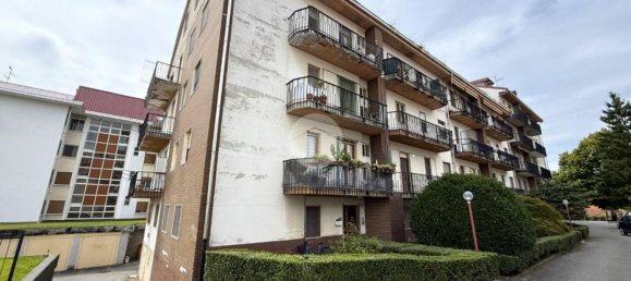 4 rooms Apartment in Ivrea, Italy No. 276018 15
