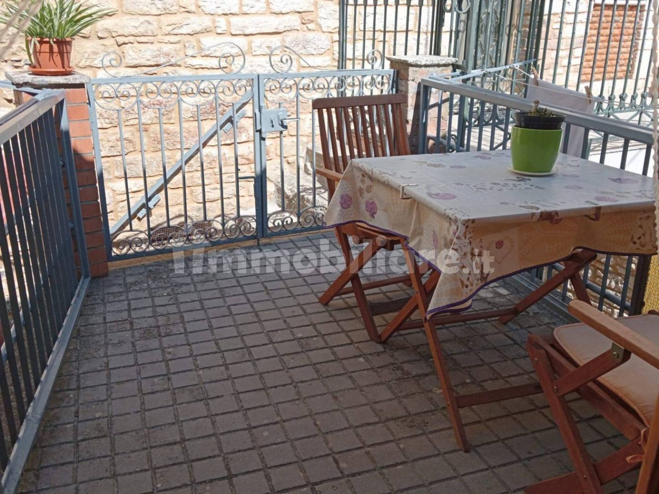 Apartamento de 2 dormitorios en Molise, Italy No. 265814