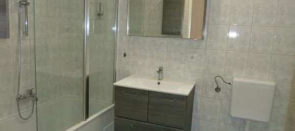 Квартира с 2 комнатами в Штоккерау, Австрия № 193933 3