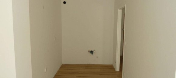 Квартира с 2 комнатами в Штоккерау, Австрия № 193933 8