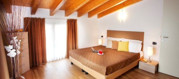 2 bedrooms Penthouse in Griante, Italy No. 55302 18