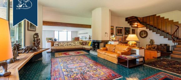 4 bedrooms Villa in Daverio, Italy No. 326944 19