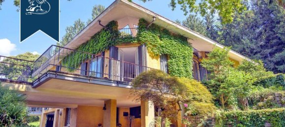 4 bedrooms Villa in Daverio, Italy No. 326944 3