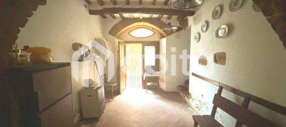 Квартира с 5 комнатами в Кавриглия, Италия № 168516 2