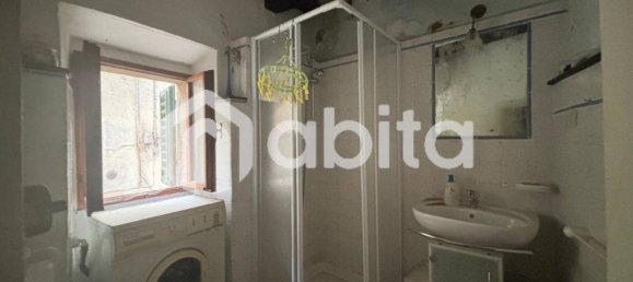 Квартира с 5 комнатами в Кавриглия, Италия № 168516 12